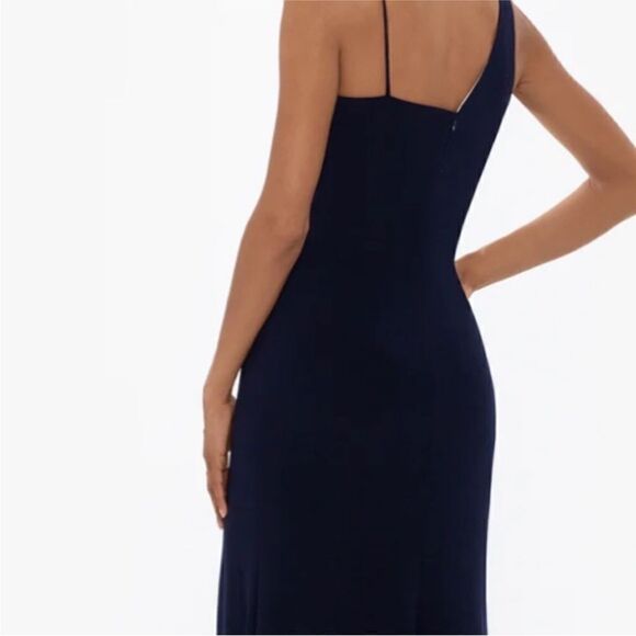 NWT Xscape "APRIL" LONG JERSEY KNIT
TWO TONED ASYMMETRICAL STRAP DRESS - Picture 3 of 8